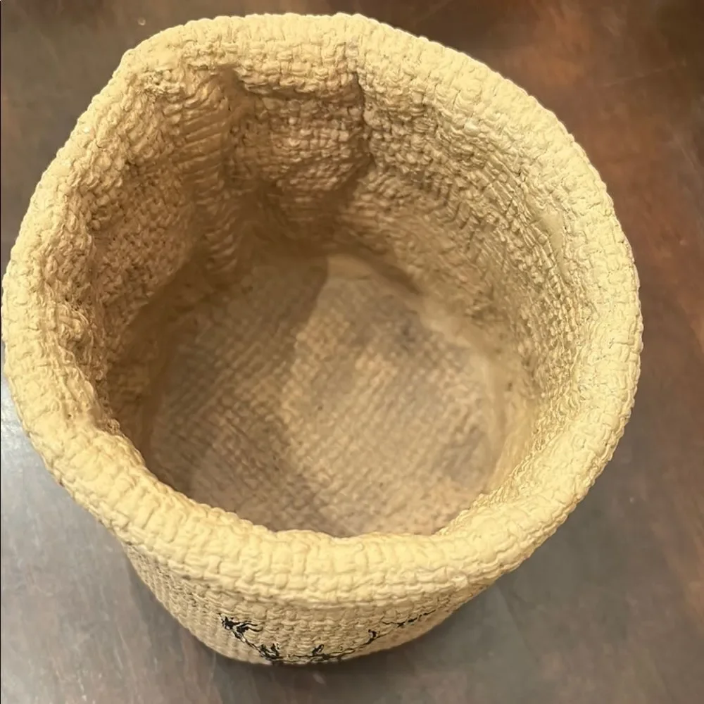 Rustic Tan Burlap Resin Deer Planter